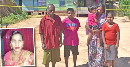  ??  ?? Narendra Prasad (left) with his wife, Sambha Wati, and their grandchild­ren at Wainikoro, Labasa, last year. INSET: Saleshni Devi Pinky