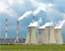  ?? Foto: MAFRA ?? Nejistý byznys Za Počerady má Czech Coal zaplatit polostátní­mu koncernu ČEZ 4,5 miliardy korun. Ten však ještě neví, zda ji prodá.