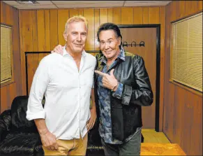  ?? Edison Graff ?? Kevin Costner and Wayne Newton are shown backstage at Sunset Station Amphitheat­er on Saturday.