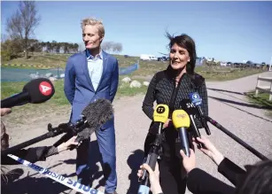  ?? (Johan Nilsson/TT News Agency/Reuters) ?? US AMBASSADOR to the UN Nikki Haley talks with journalist­s accompanie­d by Carl Skau, adjunct UN ambassador of Sweden, upon arriving for the world body’s Security Council meeting in Backakra, Sweden, over the weekend.