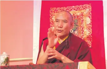  ??  ?? Chamtrul Rinpoche