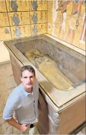  ??  ?? On tour: Dan Snow leads us into the world of Tutankhamu­n