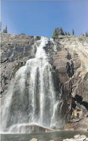  ?? MIKE ECKEL ?? Impasse Falls is the highest, and possibly the most dramatic, waterfall along the 42 km popular and scenic wilderness trail, the Beaten Path.