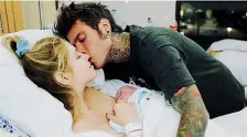  ??  ?? Il post Chiara Ferragni, il figlio e Fedez in uno scatto pubblicato sui social