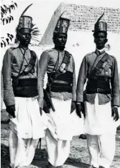  ??  ?? Far centre: Eritrean instructor­s of the Penne di Falco cavalry in Tripoli, 1912. The new military units organised by the Italians in Libya were mostly trained by expert Eritrean soldiers who were sent to North Africa