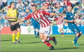  ?? FOTO: LOF ?? Samuel Longo celebra el primer gol del Girona en el Coliseum Alfonso Pérez