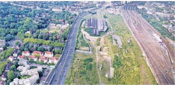  ?? FOTO: DPA ?? Investor und Möbel-Millionär Kurt Krieger hat das Grundstück zwischen der A 59 und den Bahngleise­n verkauft.