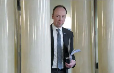  ?? FOTO: JUSSI NUKARI/LEHTIKUVA ?? Sannfinlän­darnas ordförande Jussi Halla-aho klassar statsminis­ter Sanna Marin (SDP) som en del av extremväns­tern.