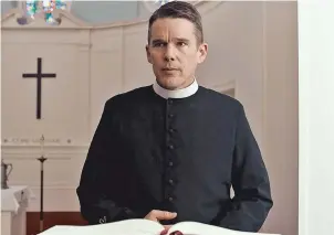  ??  ?? Father knows best: Ethan Hawke