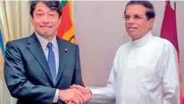  ??  ?? Japanese Minister of Defence Itsunori Onodera with Sri Lankan President Maithripal­a Sirisena