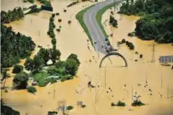  ??  ?? Flooding is seen in Sri Lanka’s Matara district on Monday. —AFP