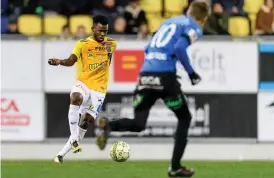  ??  ?? MÅLSKYTT. Richard Donkor gav FFF ledningen med 1–0 men fick sedan utgå på grund av skada.