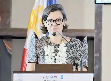  ?? PHOTOGRAPH­S COURTESY OF CLIMATE CHANGE COMMISSION ?? UNITED Kingdom Ambassador to the Philippine­s Laure Beaufils at the Climate Investment Forum 2022 held 21 November at Novotel Manila, Quezon City.