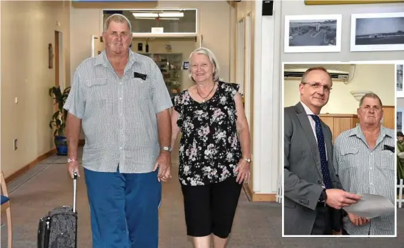  ?? Photos: Bev Lacey ?? HEADING HOME: Ross and his wife June Olsson ready to leave St Andrew’s Toowoomba Hospital yesterday, six days after Ross became part of medical history in Toowoomba, having had part of his liver removed by (inset) hepato-pancreato-biliary surgeon Dr Neil Wylie.