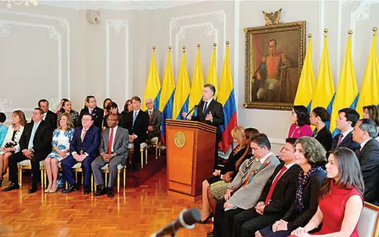  ?? FOTO CORTESÍA PRESIDENCI­A ?? El presidente Juan Manuel Santos posesionó a 31 magistrado­s de la Jurisdicci­ón Especial para la Paz.