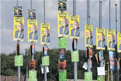  ?? ?? Election posters displayed in Pretoria on 10 March. The 2024 national and provincial election period has begun, and political parties have started to put up election posters across the country.
Photo: Lefty Shivambu/gallo Images