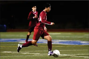  ?? RECORDER PHOTO BY NAYIRAH DOSU ?? Granite Hills High School’s Daniel Ruiz finished 11th in the state in scoring with 36 goals.