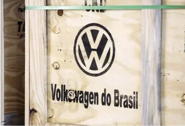  ?? Foto: Imago Images/Thomas Imox ?? Der VW-Vorstand will sich der historisch­en Verantwort­ung für Folter bei VW do Brasil nicht stellen.