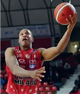  ?? ?? Protagonis­ta Devon Hall, 26 anni, statuniten­se, all’Olimpia Milano dal giugno 2021 (Ciamillo e Castoria)