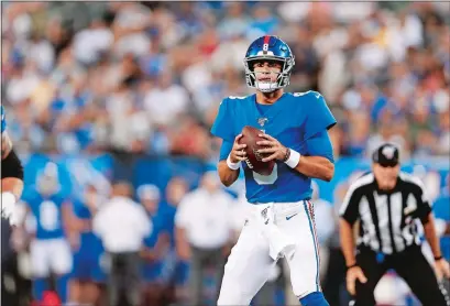  ?? ADAM HUNGER/AP PHOTO ?? Daniel Jones of the New York Giants was 5-for-5 for 67 yards and a touchdown during his appearance in a preseason game Thursday against the New York Jets.