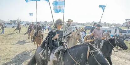  ?? Rodrigo néspolo ?? Unas 65.000 personas participar­on del acto del 9 de Julio