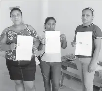  ?? ?? Las madres de familia enviaron cartas de ayuda al Presidente López Obrador y a la Secretaría de Educación.