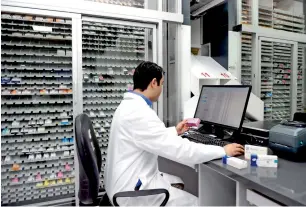  ?? — File photo ?? The first ‘robot’ pharmacy at Rashid Hospital (as in picture) to virtual doctors, the Dubai Health Authority is resorting to advanced smart technologi­es to make health sector robust.