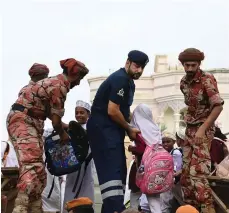  ?? Oman News Agency ?? More than 1,000 people were evacuated from a school in Oman’s North Al Sharqiyah province on Sunday