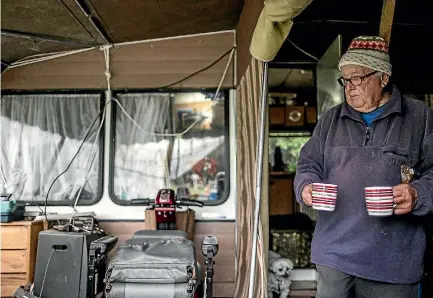  ?? PHOTO: IAIN McGREGOR/FAIRFAX NZ ?? Long-time park resident Malcolm Farrell says: ‘‘I just want to live the rest of my life here quietly.’’