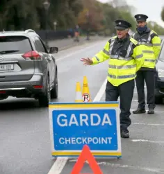  ??  ?? PARKLIFE: Phoenix Park has reopened its gates to traffic