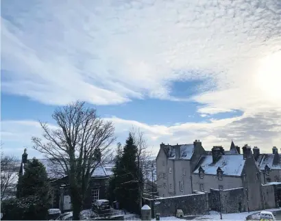  ??  ?? Spring is coming This cloud formation is usually a sign of a front coming in which may signify milder weather. Photo by Lorna Donaldson