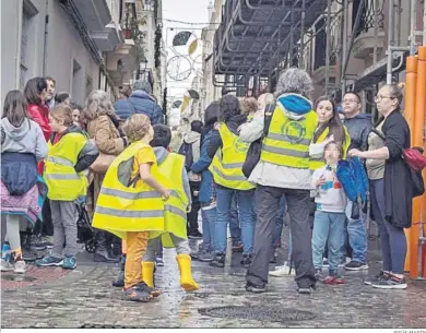  ?? JESÚS MARÍN ?? Una de las acciones de protesta de la plataforma que reclama que Veedor vuelva a ser peatonal.