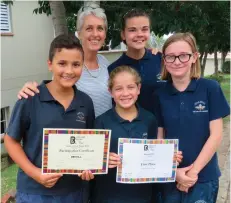  ?? Photo: Supplied ?? Oakhill’s winning team of (from left) Miguel Pieterse, Julie Stevenson, Mia Guccio, Connie Chorley and Jemima Wilcox-Jones. With them is proud Oakhill Prep English department head Julie Stevenson.