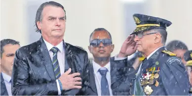 ?? AFP ?? CRISIS. Bolsonaro es un exmilitar del Ejército. Su Gobierno atraviesa una serie de problemas.