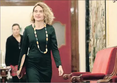  ?? EMILIA GUTIÉRREZ ?? La presidenta del Congreso, Meritxell Batet, se dirige a la reunión de la Mesa celebrada ayer