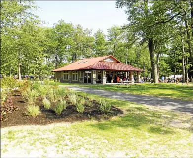  ?? FILE PHOTOS ?? The pavilion at Verona Beach State Park.