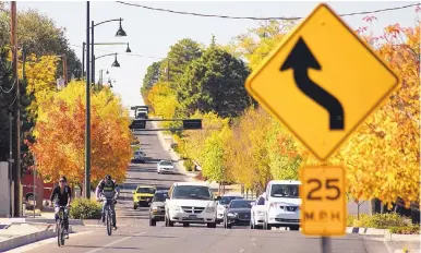  ?? ADOLPHE PIERRE-LOUIS/JOURNAL ?? The Lead-Coal corridor in Southeast Albuquerqu­e has a higher crash rate than other corridors studied recently by the city, and residents are asking officials to consider more changes on the roadways. Pictured is Tuesday traffic on Coal near Washington.