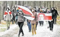  ?? FOTO: AP ?? Vereinzelt gibt es in Belarus weiter Proteste gegen Machthaber Lukaschenk­o – so wie hier im Dezember in Minsk. Doch diese haben sich abgeschwäc­ht.