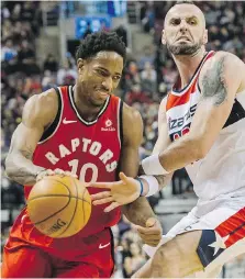  ?? CHRISTOPHE­R KATSAROV/THE CANADIAN PRESS/FILES ?? The Toronto Raptors are off to an 11-5 start, something star guard DeMar DeRozan finds “crazy” given the team hasn’t come close to reaching its full potential.