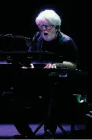  ?? SCOTT UTTERBACK/COURIER JOURNAL ?? Michael McDonald played keyboards in the legendary Doobie Brothers on their 50th Anniversar­y Tour.