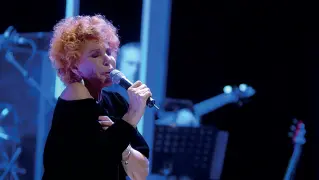  ??  ?? Emozioni Ornella Vanoni: stasera si esibirà al Gran Teatro Geox di Padova In scaletta tutte le tappe del suo repertorio