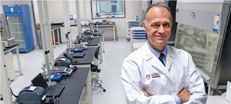  ??  ?? Michael Bishop, MD, and the team at UChicago Medicine are working toward offering ready-made CAR T-cell therapy to patients, with the help of a new Advanced Cellular Therapeuti­cs Facility.