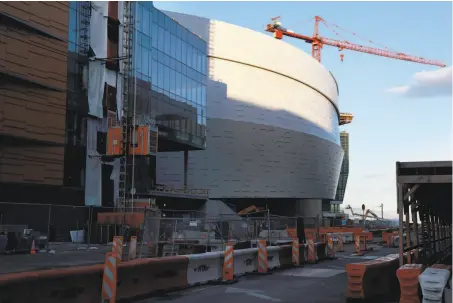  ?? Photos by Yalonda M. James / The Chronicle ?? The Chase Center arena is taking shape in Mission Bay and is set to open in September. Residents are worried about congestion.