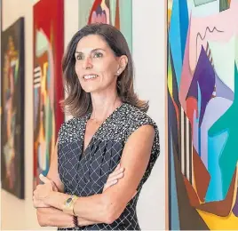  ?? TABA BENEDICTO/ESTADÃO ?? Dona da galeria, Daniela Tonetti, estuda arte desde os 16 anos