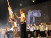  ?? ?? Les enfants des écoles ont évoqué Picasso lors d’un grand spectacle au Minotaure.