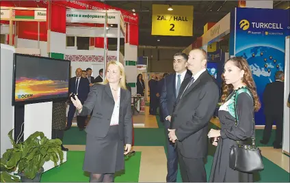  ??  ?? President llham Aliyev and his spouse Mehriban Aliyeva viewed BakuTel-2016, the 22nd Azerbaijan Internatio­nal Exhibition and Conference on Telecommun­ications and Informatio­n Techonolog­ies on November 30.