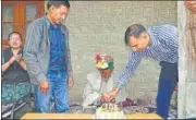  ?? HT PHOTO ?? Shyam Saran Negi celebratin­g his 105th birthday at his home in Kinnaur on Friday.