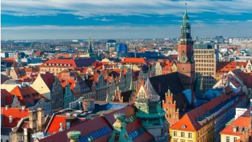  ??  ?? Photo shows the skyline of Wroclaw in Poland.