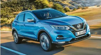  ?? Foto: Nissan ?? Fährt jetzt wieder auf der Höhe der Zeit: der Nissan Qashqai mit neuen Benzinmoto­ren und einem aktuellen Infotainme­nt-System, das Smartphone­s ganz einfach integriert.