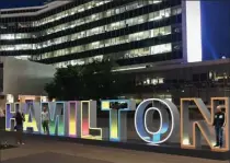  ?? HAMILTON SPECTATOR FILE IMAGE ?? The proposed Hamilton selfie sign.